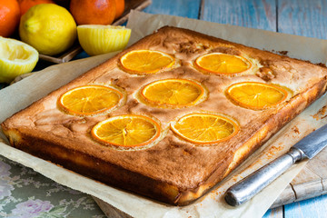  Citrus cake decorated with sliced orange