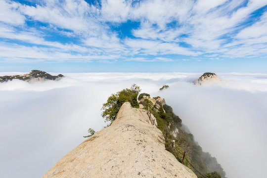 Hua Shan Clouds