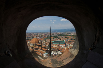 Naklejka premium Widok na miasto z kopuły Katedry Santa Maria del Fiore - Florencja, Toskania, Wlochy