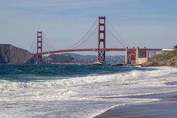 Fototapeta na wymiar Scenic panorama of Golden Gate Bridge