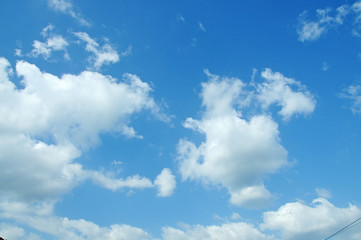 青い空と雲