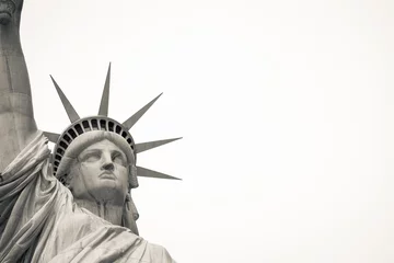 Badkamer foto achterwand Vrijheidsbeeld Black and white image of the Statue of Liberty.