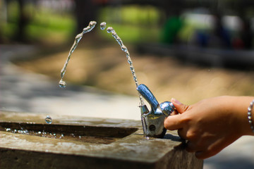 Caída de agua en cámara lenta  © gonzalo