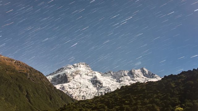 Star timelapse video in New Zealand