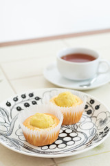 自宅でお菓子作り　スイートポテトマフィンと紅茶　ティータイム