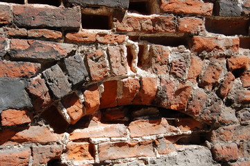 Gdańsk, fragment średniowiecznych murów obronnych. Stan z 2011 roku.
