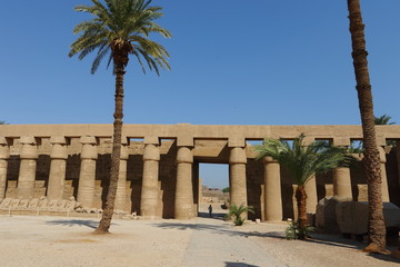 Obraz premium Temples of Karnak, Colonnade