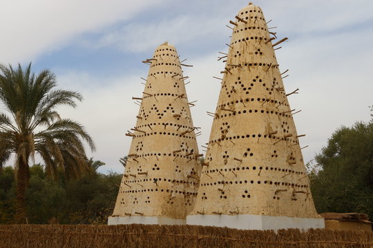 Taubenturm Bilder Durchsuchen 15,658 Archivfotos, und