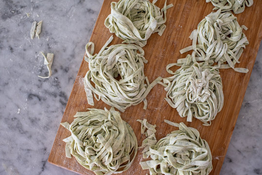 Tagliatelle alla borragine