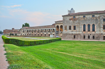 Fototapeta na wymiar The architecture of the castle of Mantua, Italy