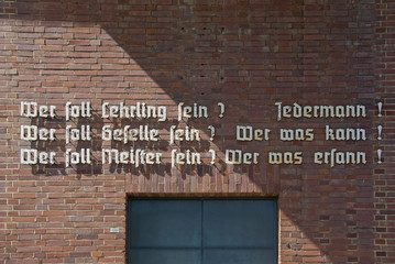 Naklejka premium Lehrwerkstatt Ausbesserungswerk Saarbrücken-Burbach Schriftzug