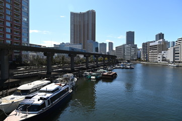２０２０年の東京の風景　田町の船着き場の古い東京の風景