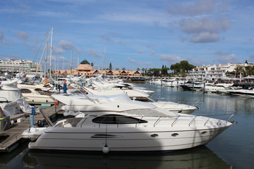 Fototapeta na wymiar Boats in the harbor marina