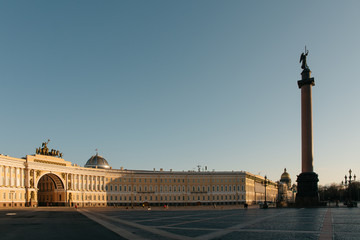 Fototapeta premium Alexander column on Palace square Saint Petersburg, Russia