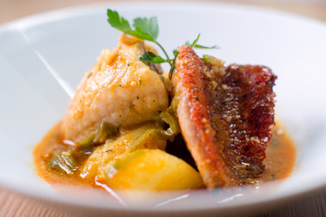 Cooking red mullets in spain
