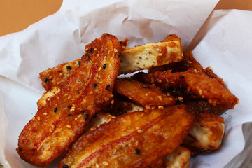 Banana and taro fritters, Thai style
