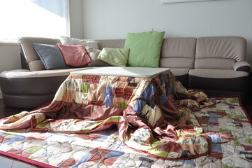 こたつ　ソファ
