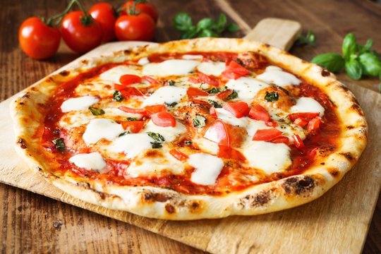 Fresh Homemade Italian Pizza Margherita