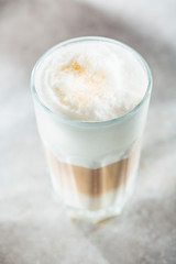 Kaffee im Glas - latte macchiato
