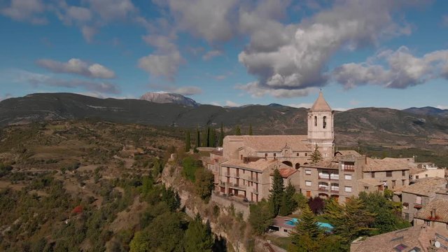 Above shot of roda de isabena village 