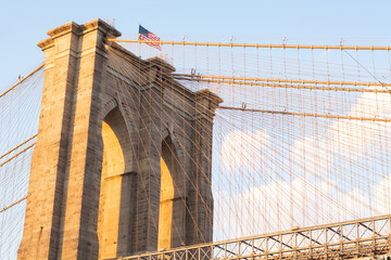 Fototapeta premium Blooklyn bridge on a sunny day in New York City