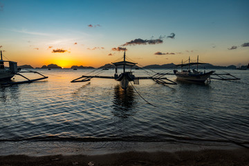 Fototapeta na wymiar Boats in the tropical islands