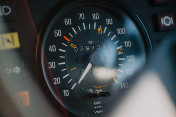 speed meter car