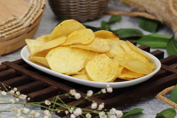 Snack chips, nuts and dried fruits