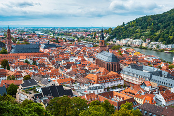 Obraz premium View of the old, beautiful city of Heidelberg