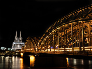 Fototapeta premium Köln bei Nacht 4