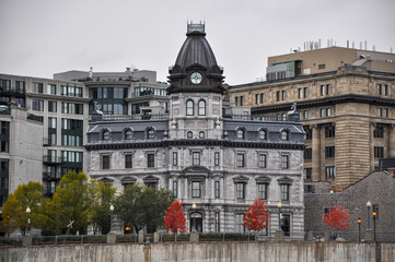 Fototapeta premium Vieux-Montréal en automne