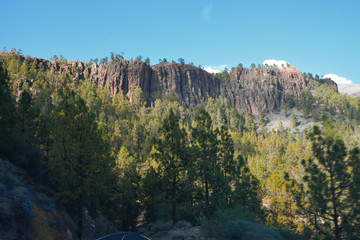 Kaniony i lasy zdobiące wulkaniczny krajobraz wyspy Teneryfa  © Tomasz Aurora