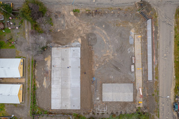 vista aérea de construcción de una plaza o parque