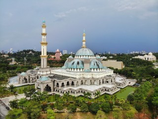 Fototapeta na wymiar Kuala Lumpur federal territory mosque aerial view. Most beautiful mosque in Malaysia