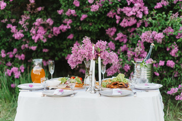 elegant wedding decorations made of natural flower