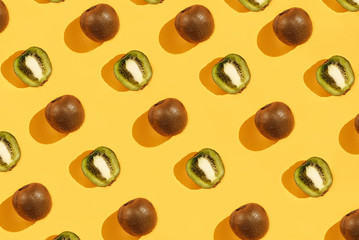 Kiwi fruit in diagonal row as pattern.