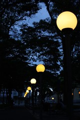LUZES NOTURNAS