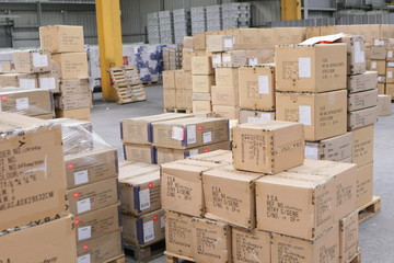 Entrepot stockage de colis pour expédition