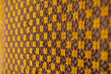 texture gialla e marrone di un tappeto in tessuto