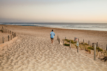 Running at the beach © Florian