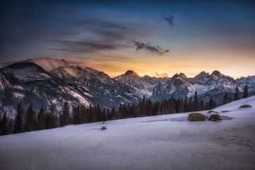 Zimowa panorama Tatr Wysokich z Rusinowej Polany © Piotr Gołębniak