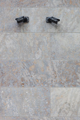 Überwachungskamera an einer Wand