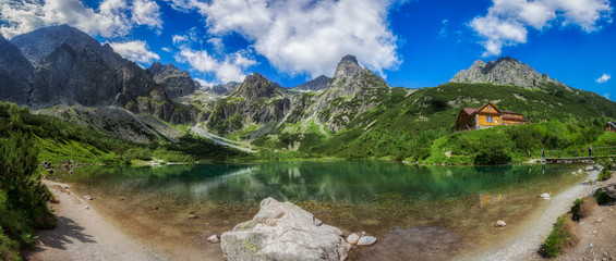 Zielony Staw Kieżmarski w Tatrach, panorama - obrazy, fototapety, plakaty