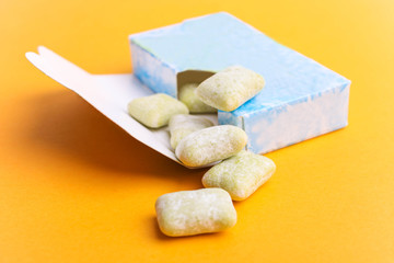 Packing of green chewing gum