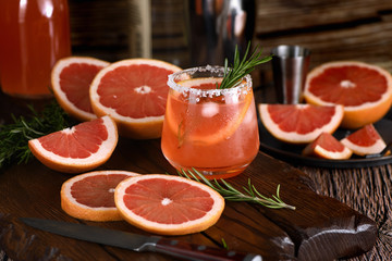 cocktail of fresh pink Paloma