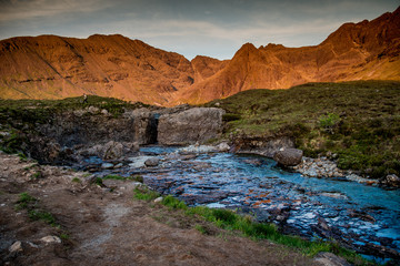 Il ruscello, il tramonto e tanta pace