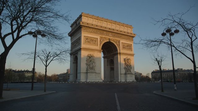 Arc de Triomphe Arch of Triumph Paris Coronavirus Confinement Landmark Lockdown Vide Empty Sunrise Lever de Soleil 01