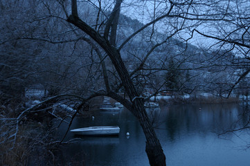 winter lake in italy 