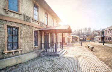 Дом с козырьком scenery of an old house with a visor. Caption: Sewing studio