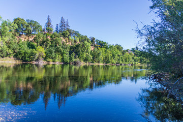 Fototapeta na wymiar American River Reflection